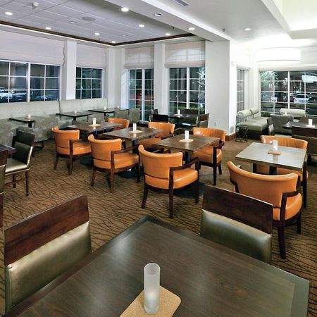 Hilton Garden Inn Ontario רנצ'ו קוקמונגה מראה חיצוני תמונה