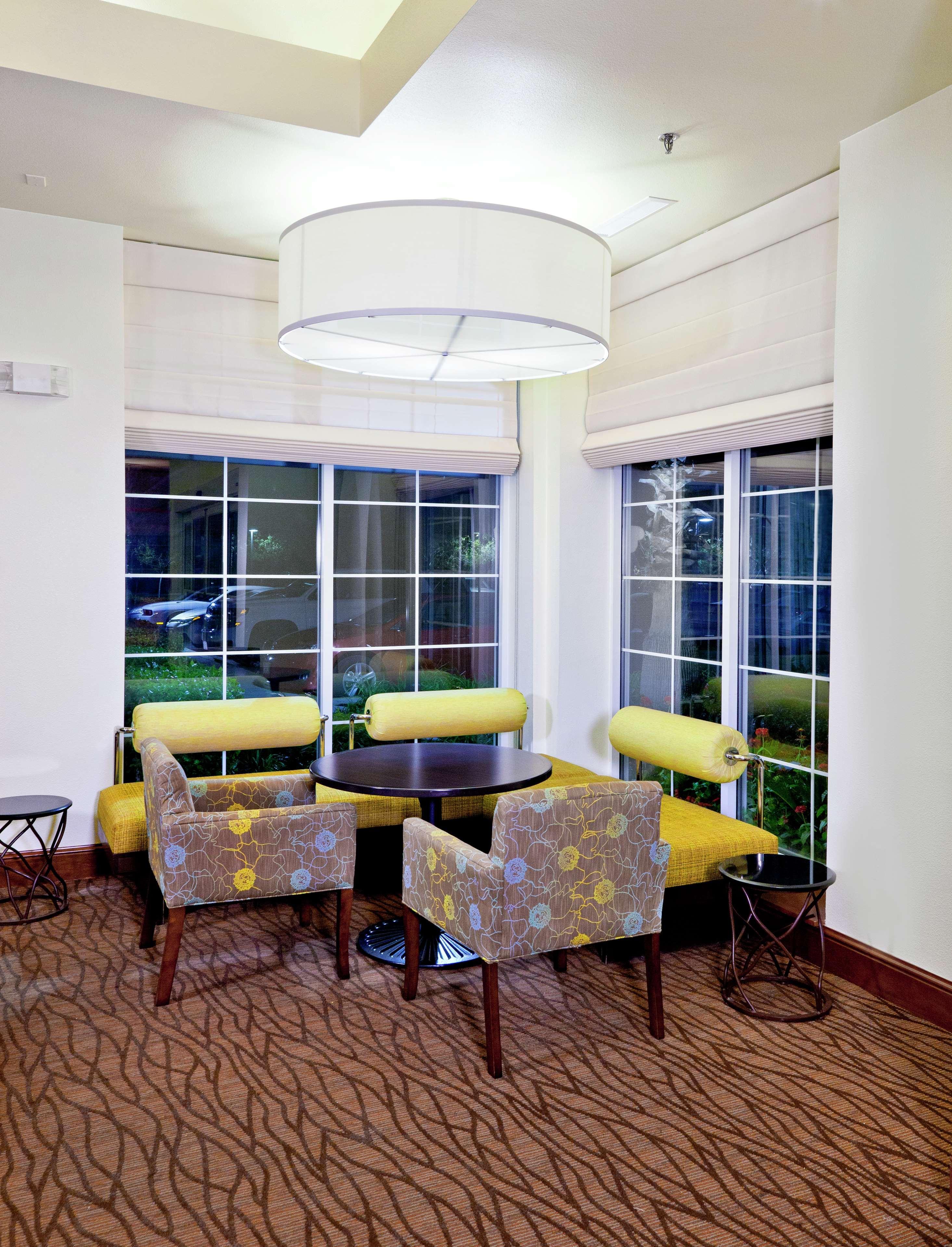 Hilton Garden Inn Ontario רנצ'ו קוקמונגה מראה חיצוני תמונה