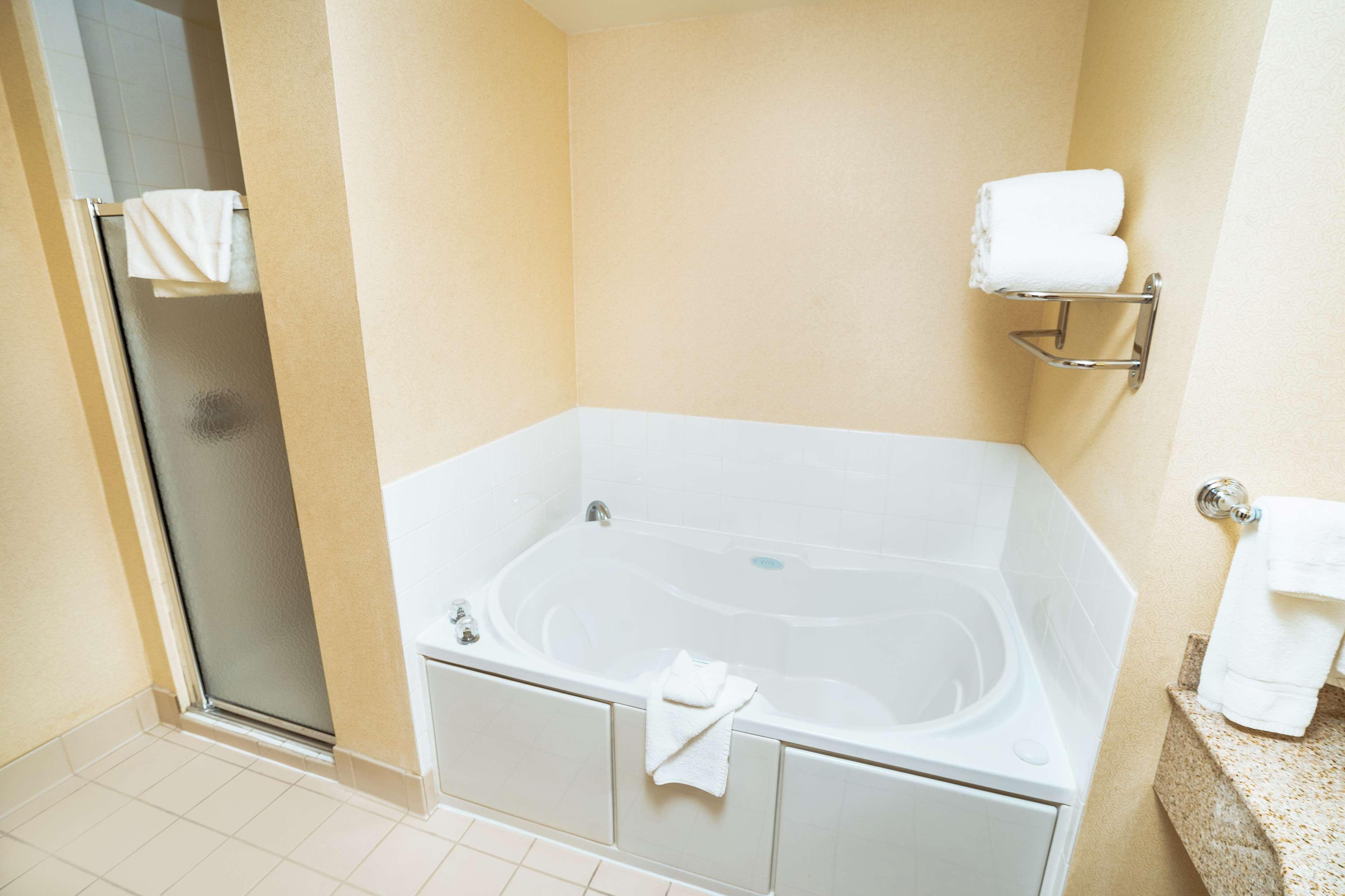 Hilton Garden Inn Ontario רנצ'ו קוקמונגה מראה חיצוני תמונה
