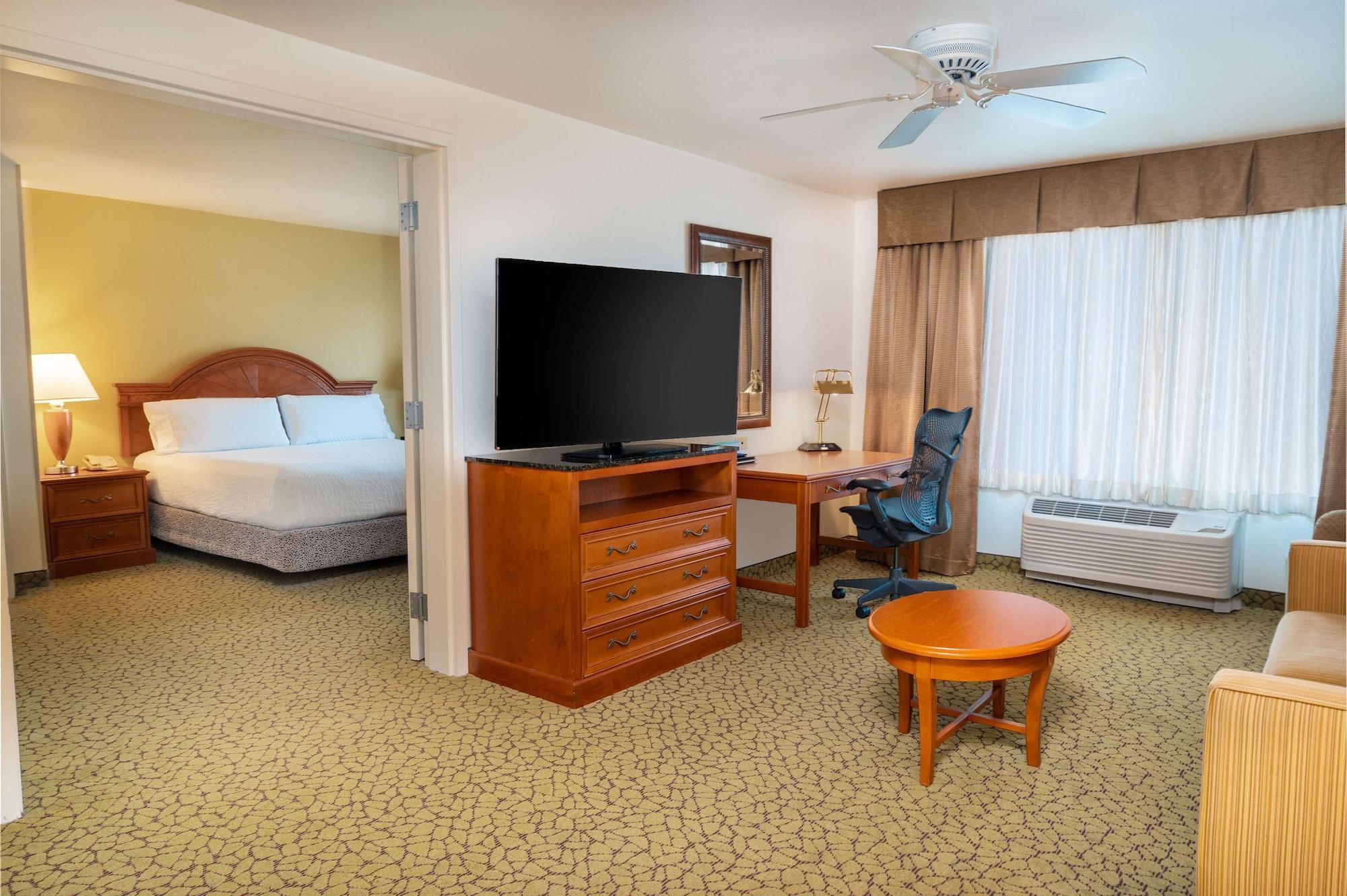 Hilton Garden Inn Ontario רנצ'ו קוקמונגה מראה חיצוני תמונה