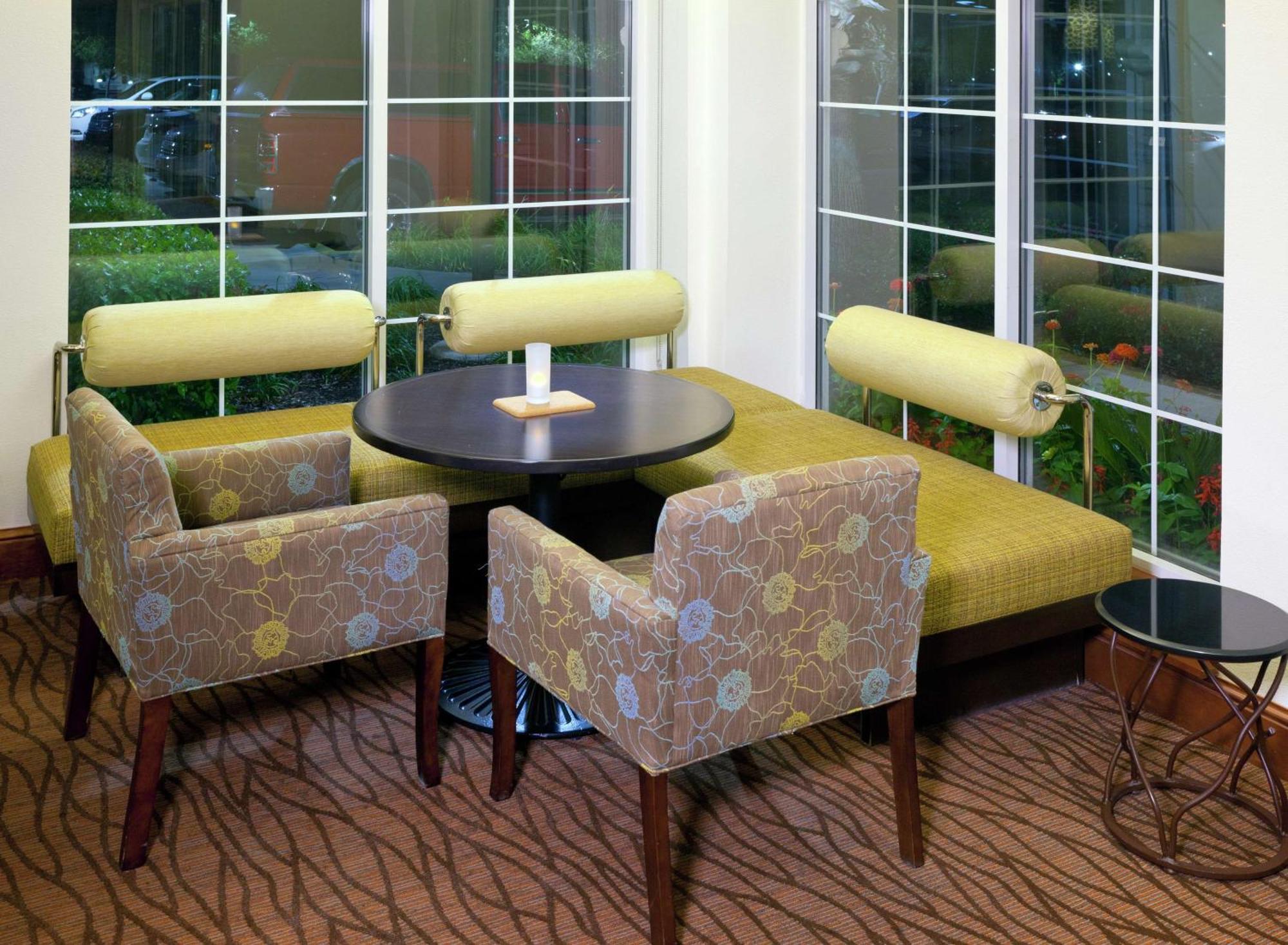 Hilton Garden Inn Ontario רנצ'ו קוקמונגה מראה חיצוני תמונה